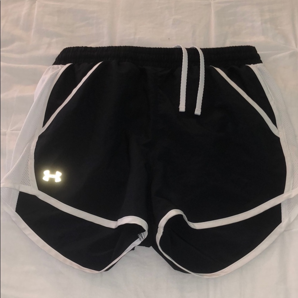 black under armour shorts